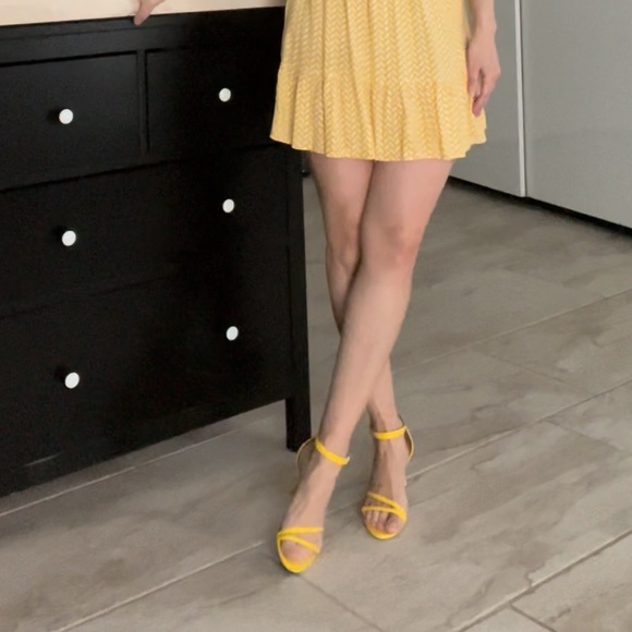 Calvin Klein Yellow Sandals - Picture 3 of 10